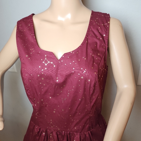 NWT ModCloth Gold Foil Maroon Solar System Constellation Sleeveless Dress 10 - Picture 10 of 16
